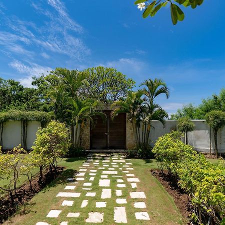 Вилла Casa Del Mar Нуса-Лембонган Экстерьер фото