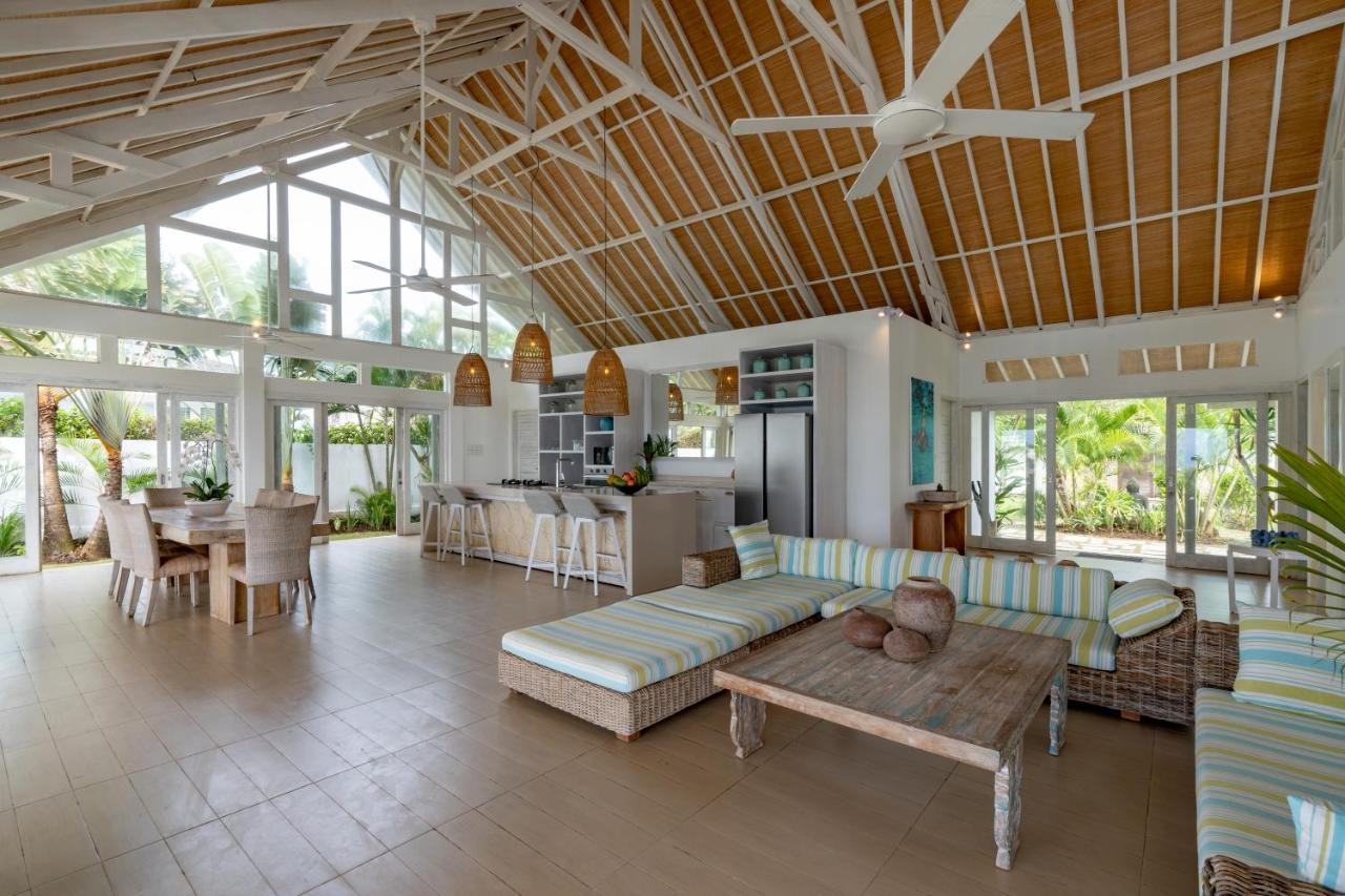 Вилла Casa Del Mar Нуса-Лембонган Экстерьер фото